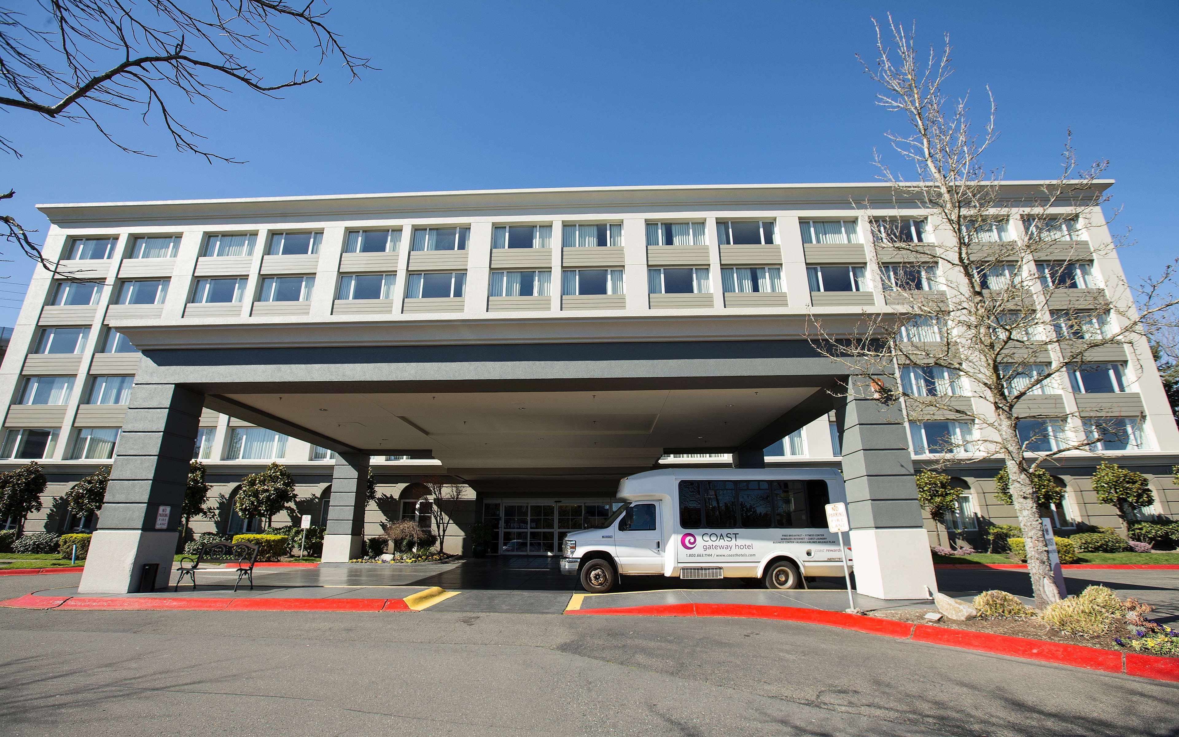 Coast Gateway Hotel SeaTac Exterior photo